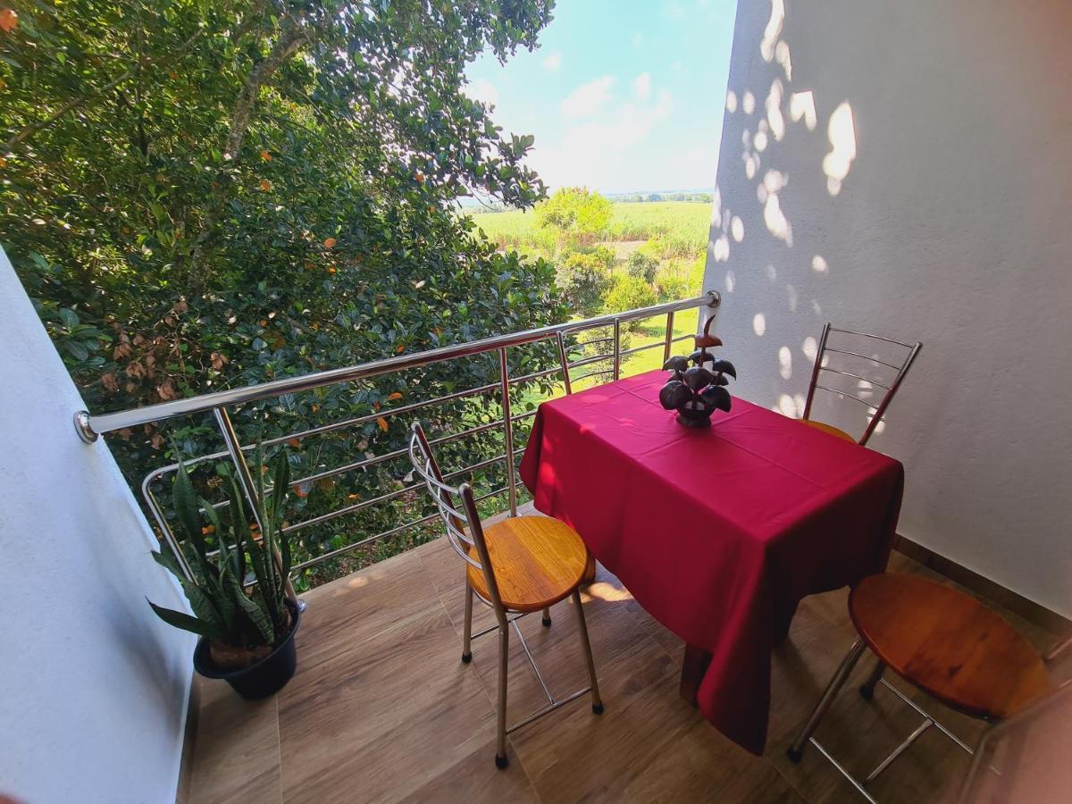 Jungle Lodge Udawalawe Ngoại thất bức ảnh